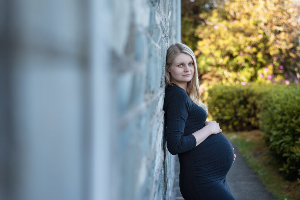 Maternity photographer Kerry Cork